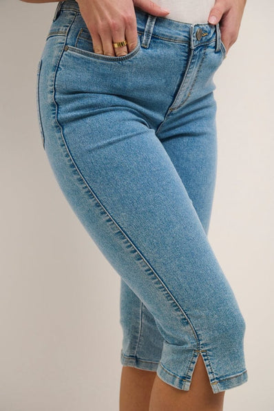 Kaffe bukser_leggiens_shorts Kaffe - Kavicky capri jeans, light blue washed denim - 10505521-101012