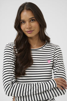 Kaffe trøje_strik_cardigan Kaffe - Liddy trøje, hvid/sort striber - 10502821-109322