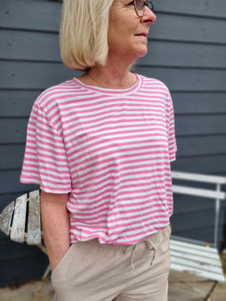 marta t-shirts_toppe Marta - Enrica t-shirt, bubblegum - 258036