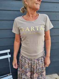 marta t-shirts_toppe Marta - Jeanette t-shirt, sand -  MT-002-S