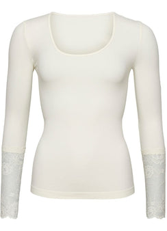 Tim & Simonsen bluser_skjorter Tim & Simonsen - Mary bluse med blonder, off-white