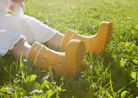 Viking gummistøvler Viking - Alv børnegummistøvle, gul med bier - 1-60060